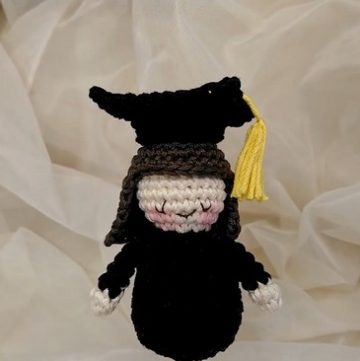 Crochet Graduate Doll